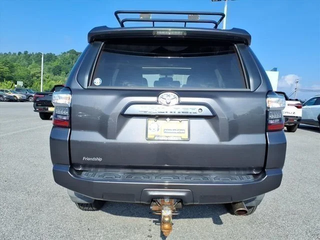 Used 2018 Gray Toyota SR5 Premium image 10