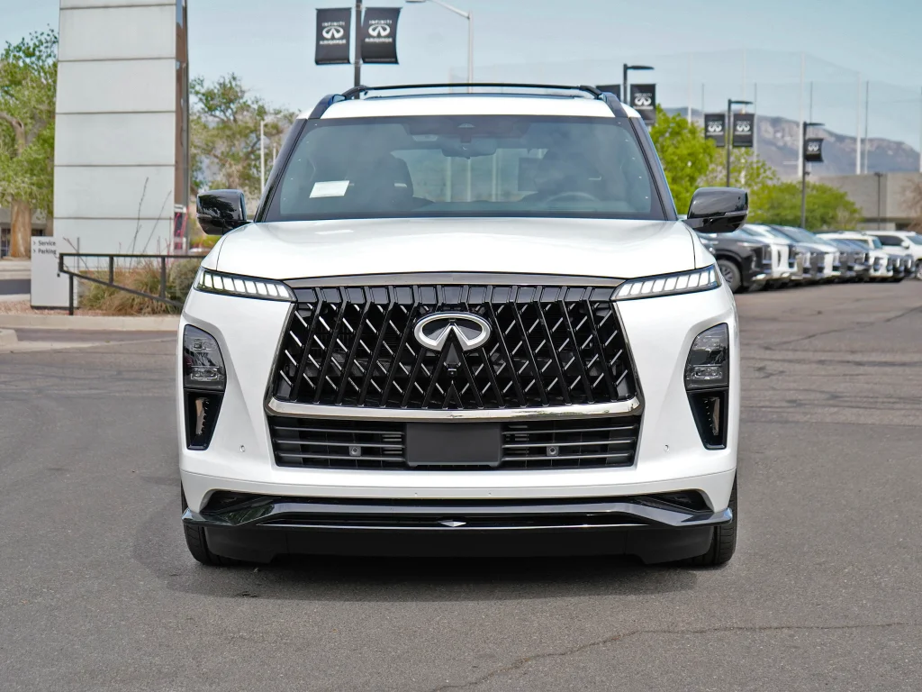 New 2026 RADIANT WHITE INFINITI Sport 4WD image 2