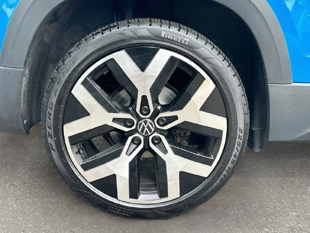 Used 2022  Volkswagen SEL image 30