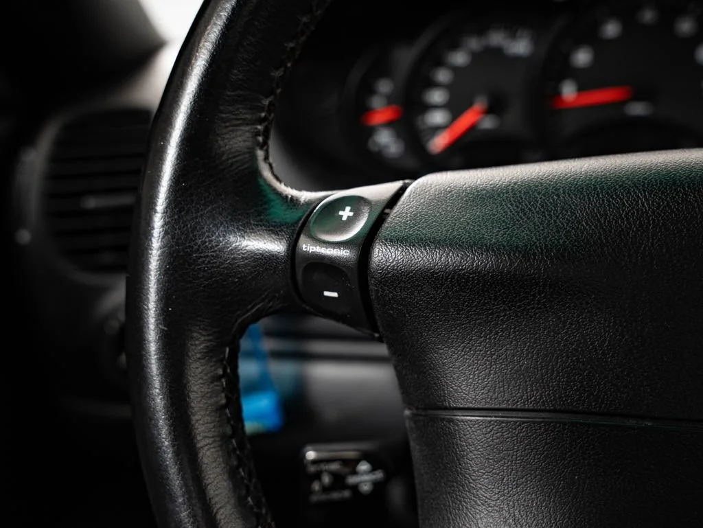 Used 2001 Black Porsche Carrera image 25