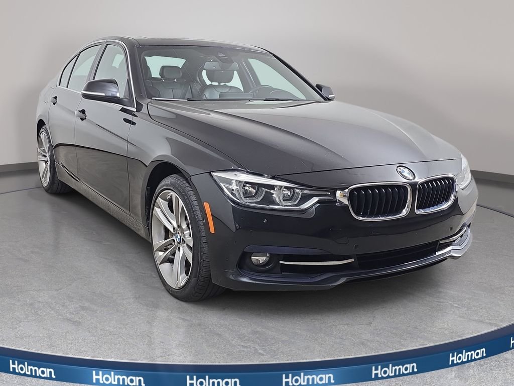 Used 2016 Black Sapphire Metallic BMW 340i xDrive image 4