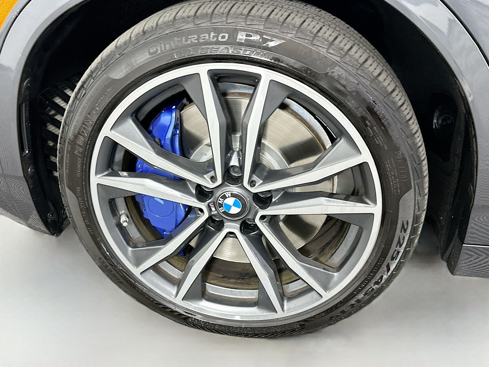 Used 2022 Mineral Grey Metallic BMW M35i image 31