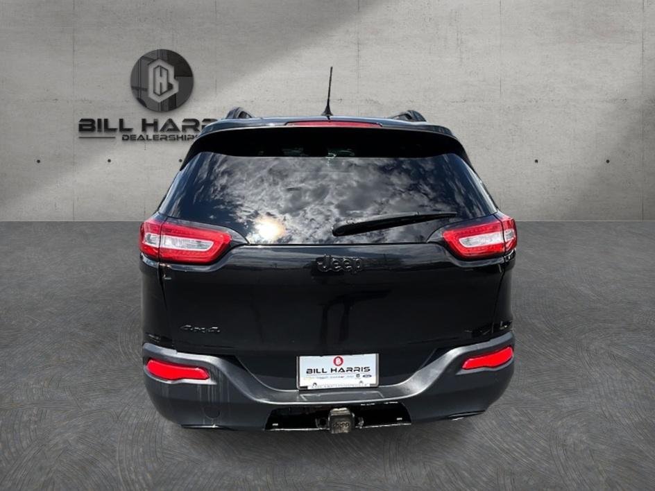 Used 2014 Black Jeep Latitude image 6