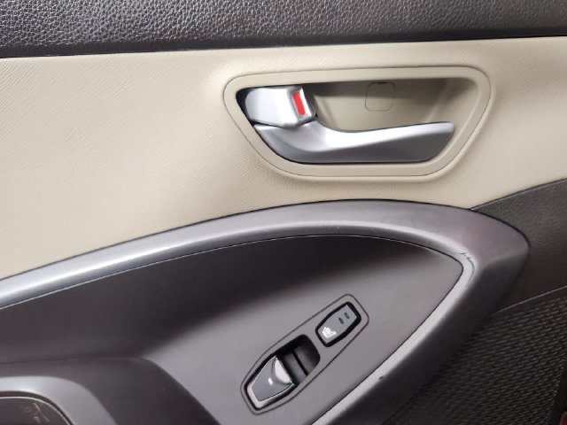 2013 Hyundai Santa Fe Sport 2.0T - Photo 17