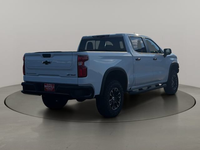 2026 Chevrolet Silverado 1500 ZR2 - Photo 10