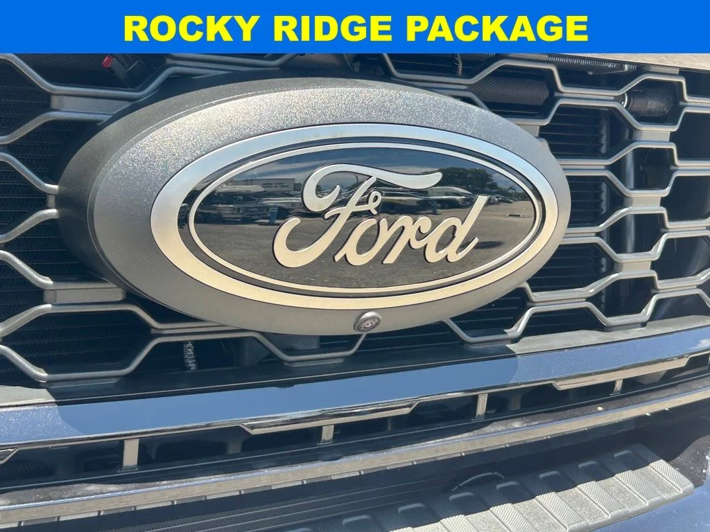 2025 Ford F-350 Super Duty Lariat - Photo 24