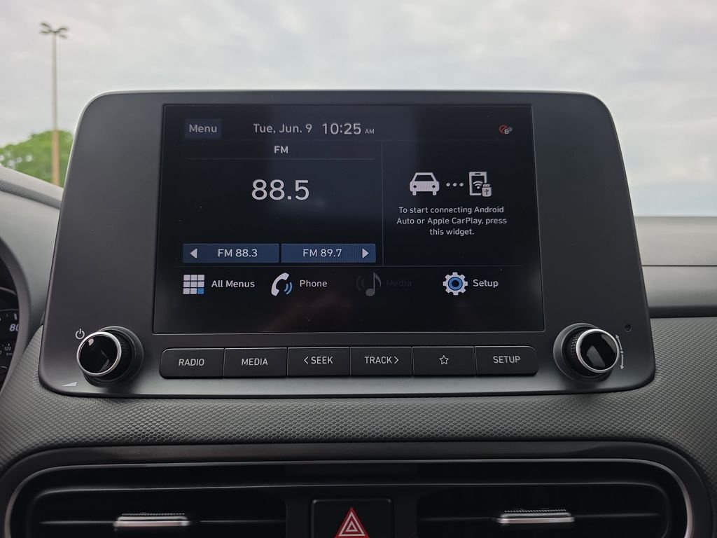 Used 2023 Abyss Black Pearl Hyundai SEL image 22