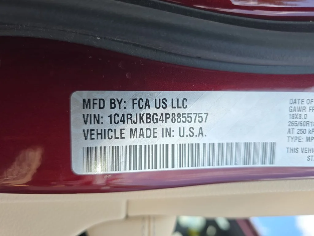 Used 2023 Red Jeep Limited image 36