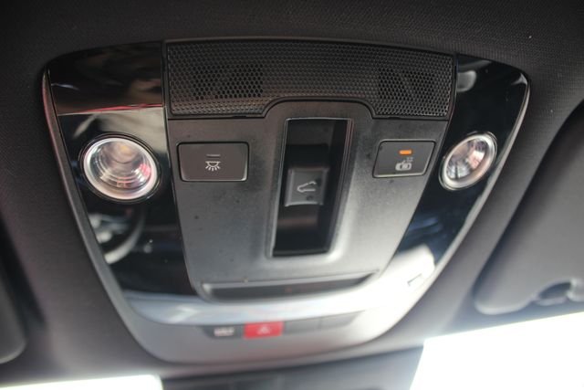Used 2024 White Kia X-Line image 13