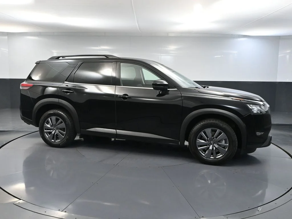 Used 2024 Black Nissan SV image 4