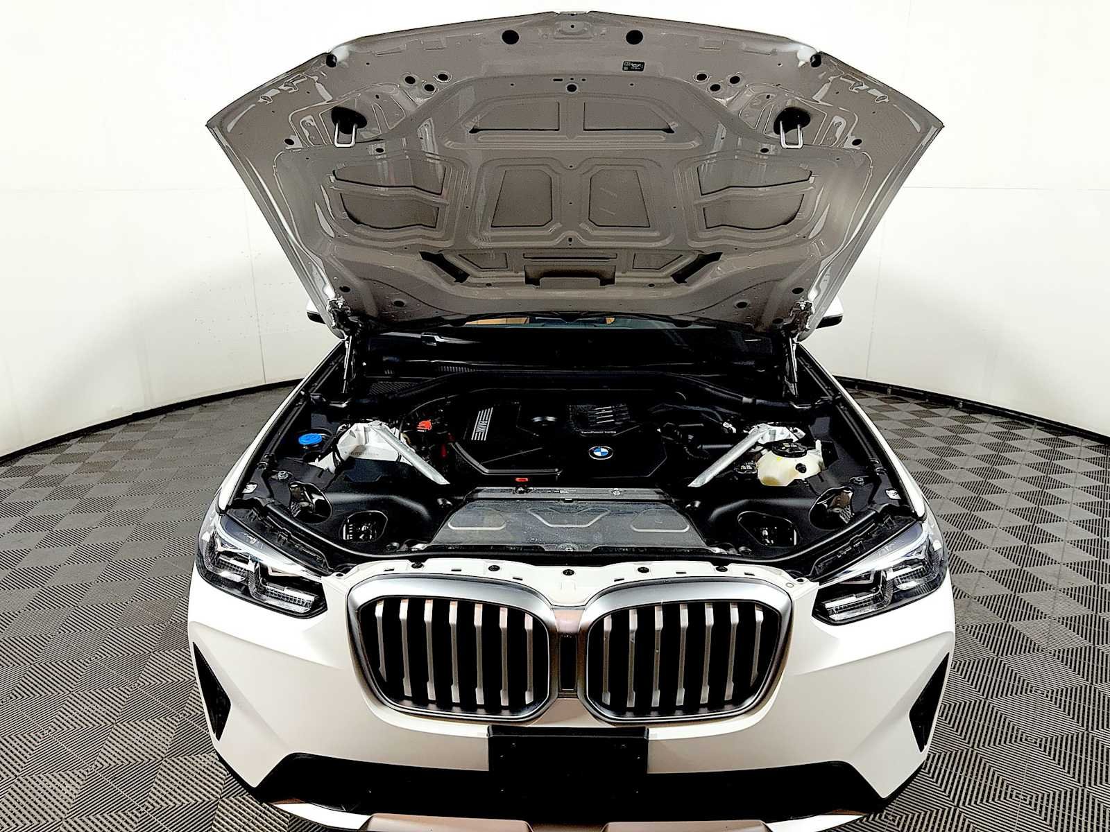 Certified Used 2024 Mineral White Metallic BMW xDrive30i image 31