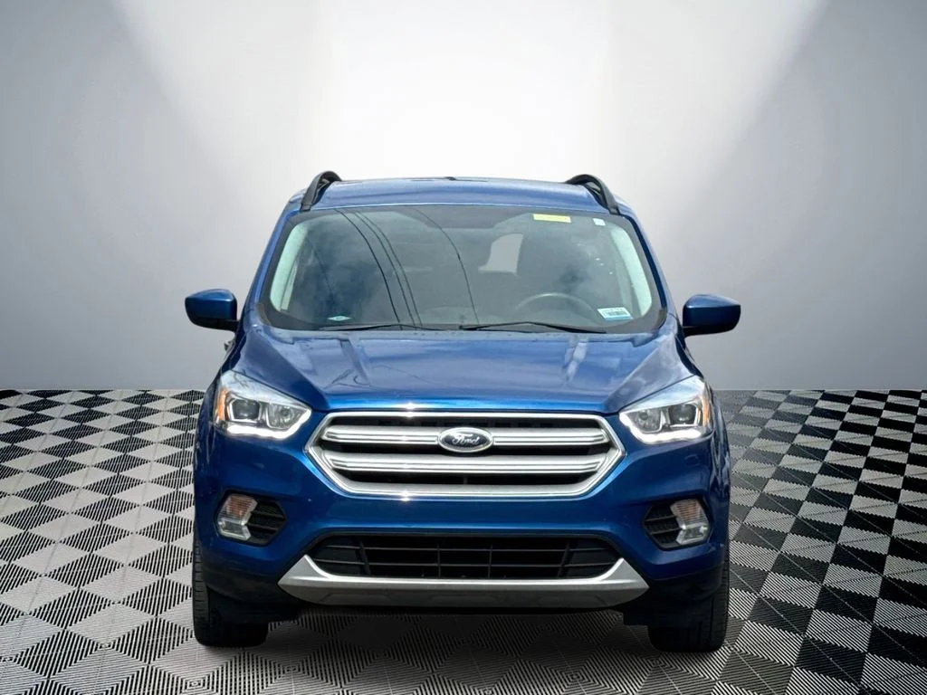 Used 2018 Blue Ford SEL image 2