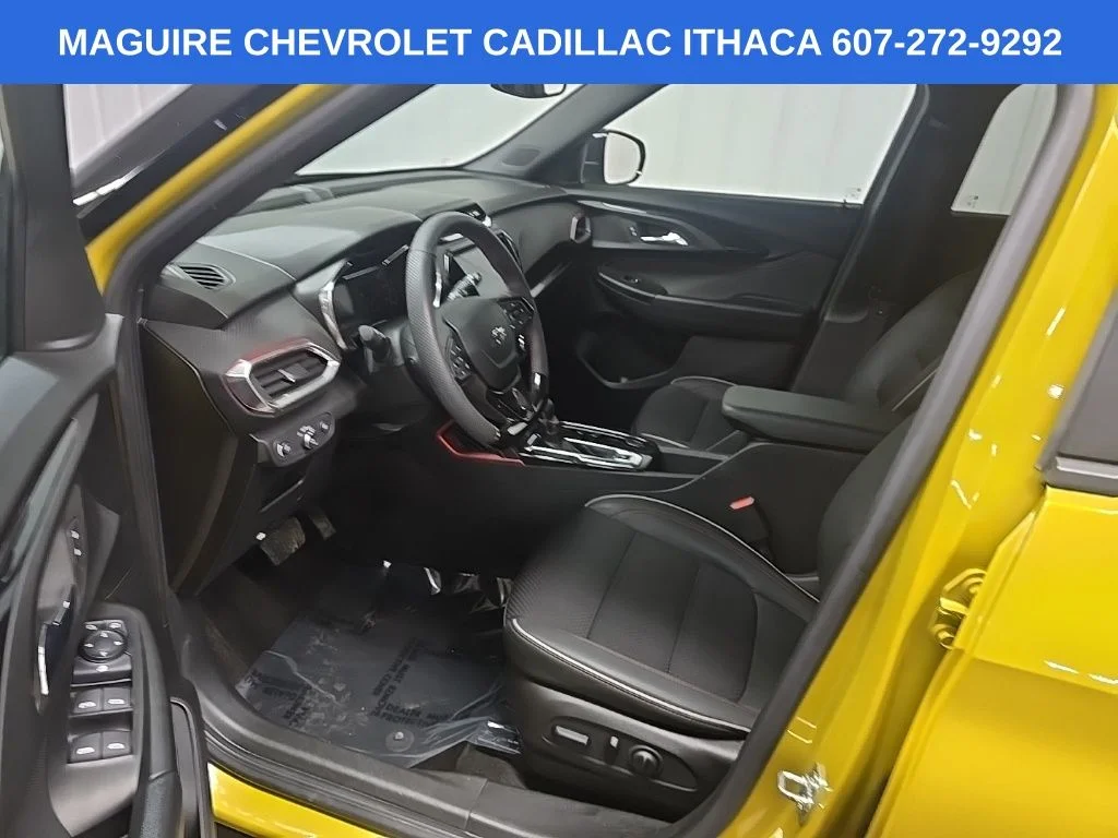 Used 2023 Yellow Chevrolet RS image 28