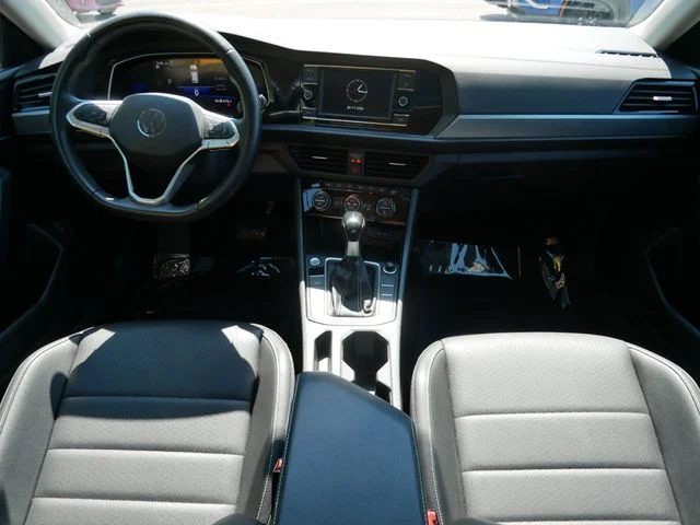 Used 2024 White Volkswagen 1.5T SE image 13