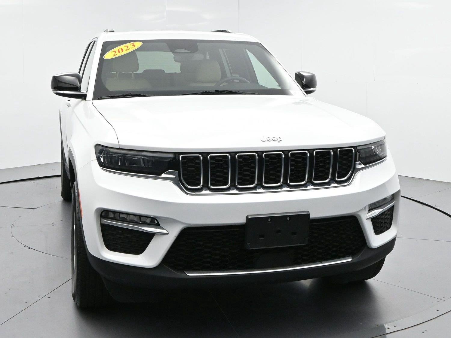 Used 2023 White Jeep Limited image 2
