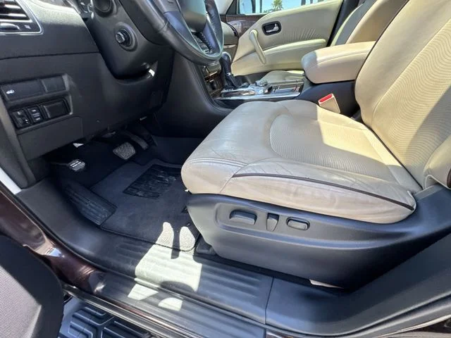 Used 2018 Brown Nissan SL image 20