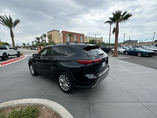 Used 2023 Black Toyota Platinum image 5