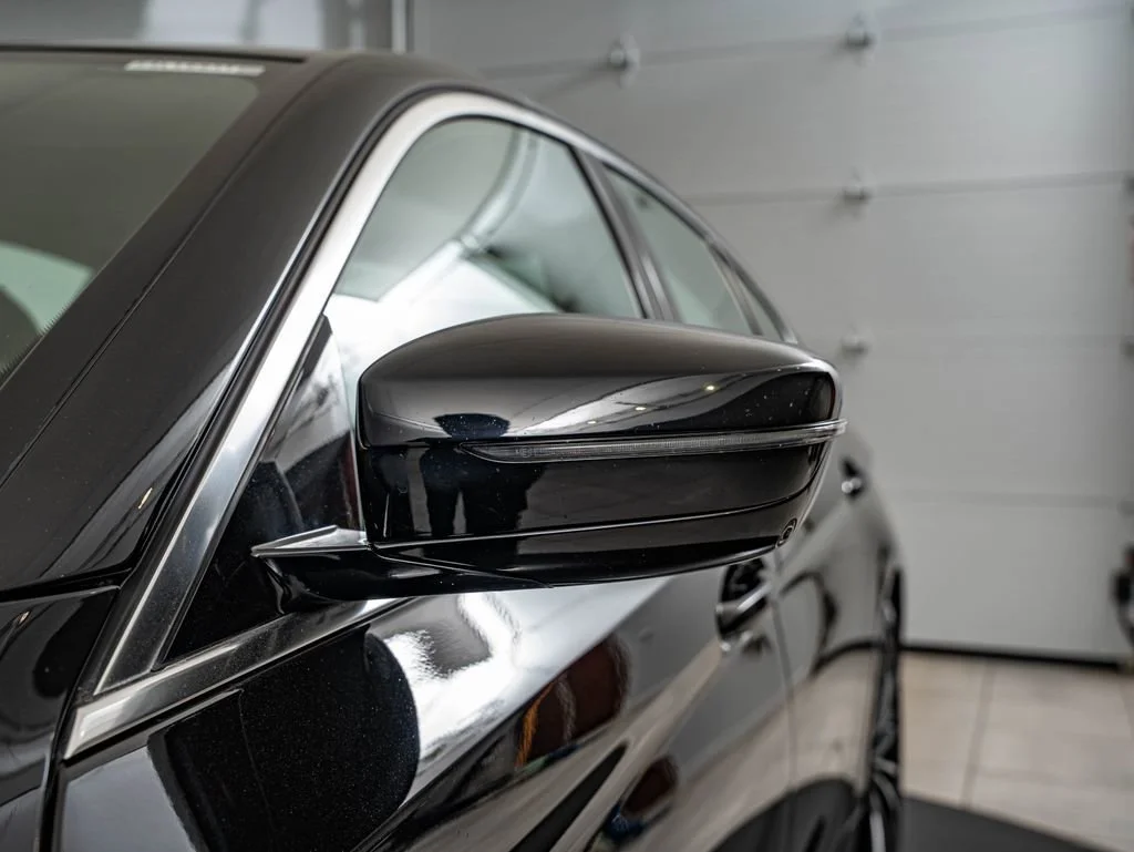 Used 2021 Jet Black BMW 530i xDrive image 9