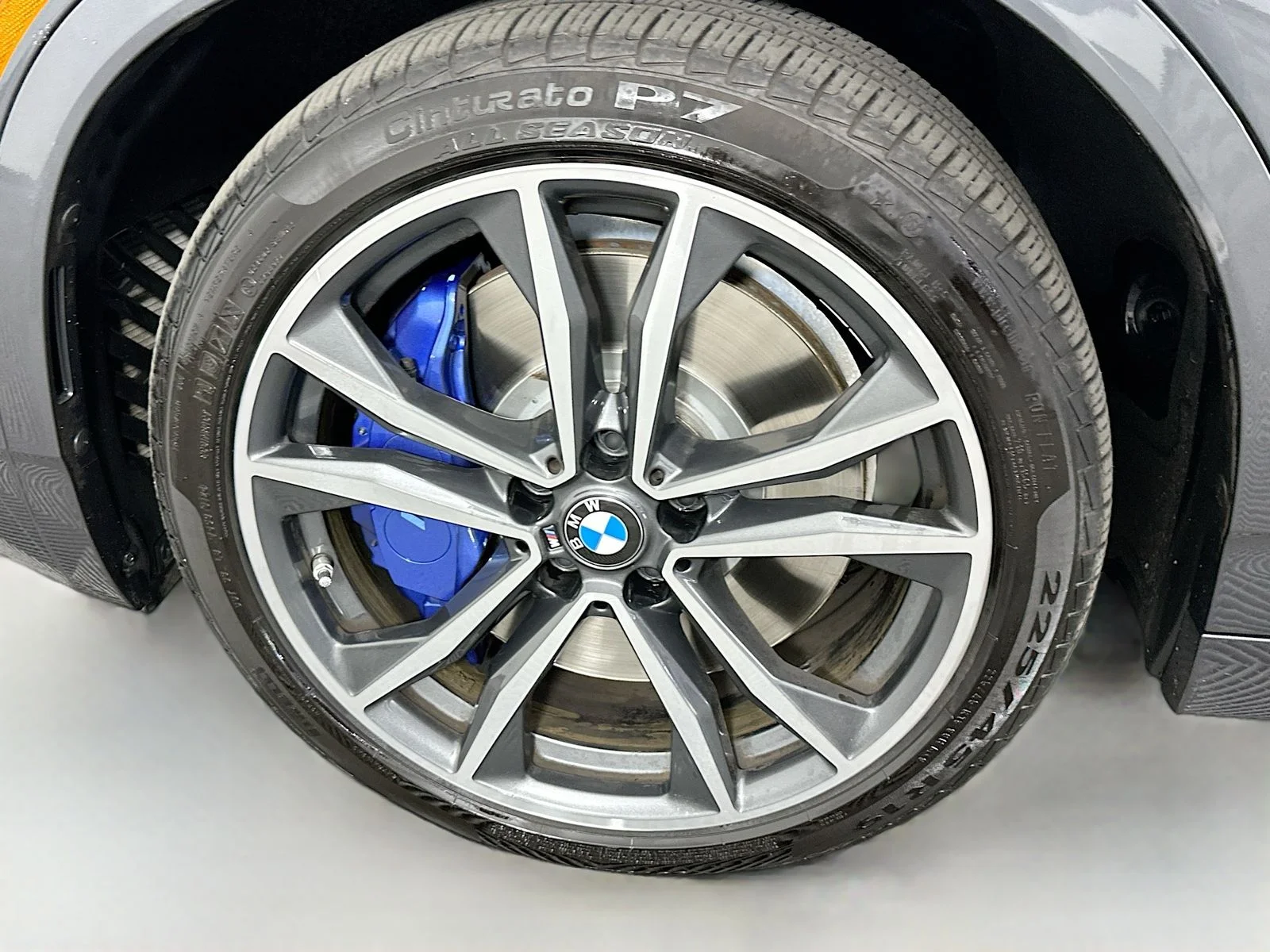 Used 2022 Mineral Grey Metallic BMW M35i image 31