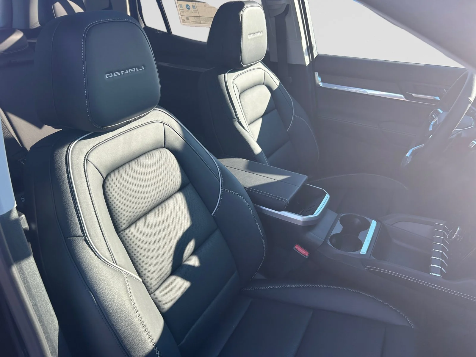 New 2027 Ebony Twilight Metallic GMC AWD Denali image 12
