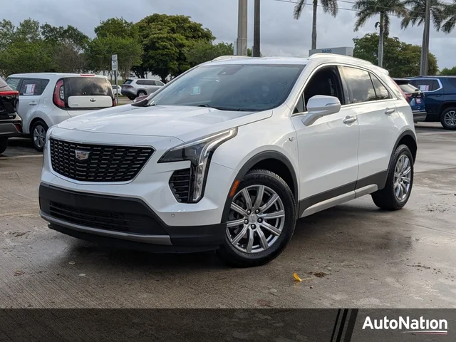 2021 Cadillac XT4 FWD Premium Luxury