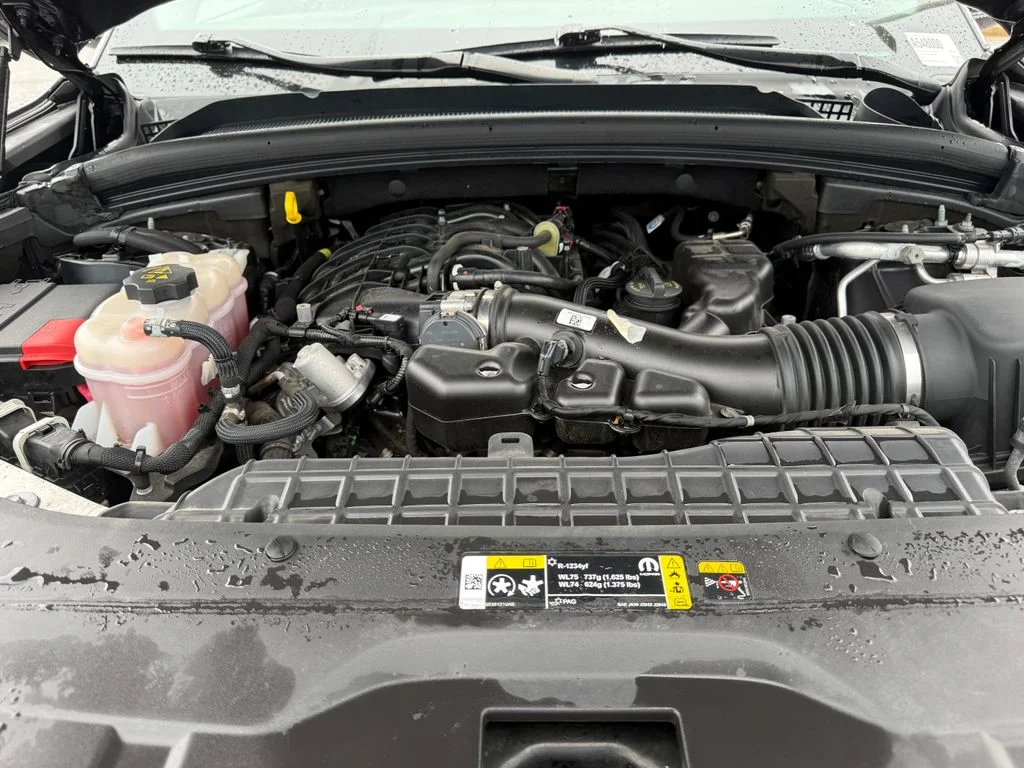 Used 2022 Gray Jeep Limited image 17