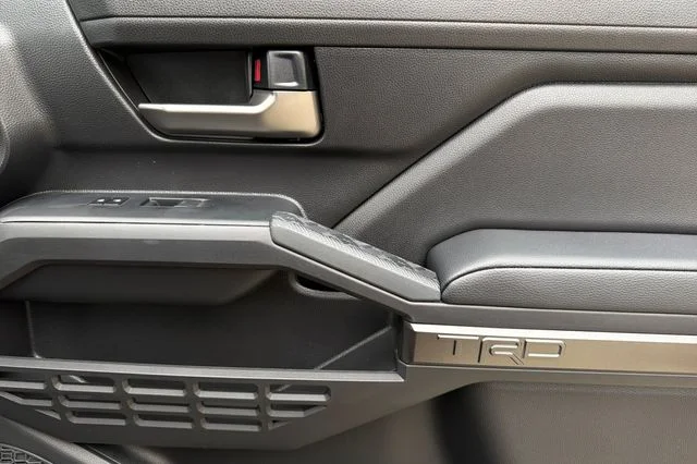 2026 Toyota Tacoma TRD Off Road - Photo 18