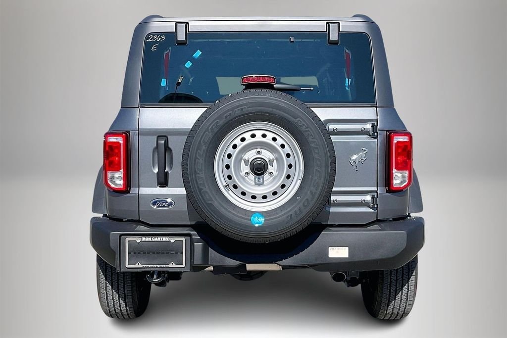 New 2025 Carbonized Gray Metallic Ford Base image 3