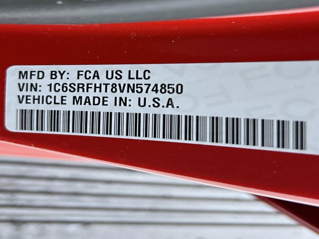New 2027 Molten Red Pearl-Coat Exterior Paint RAM Limited image 28