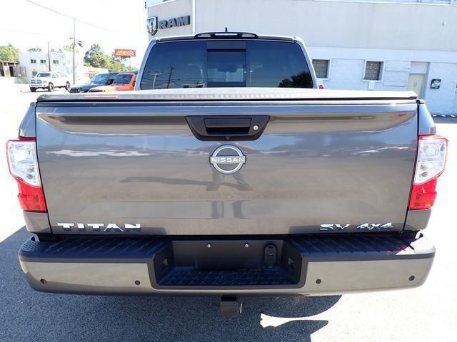 Used 2024 Gray Nissan SV image 4