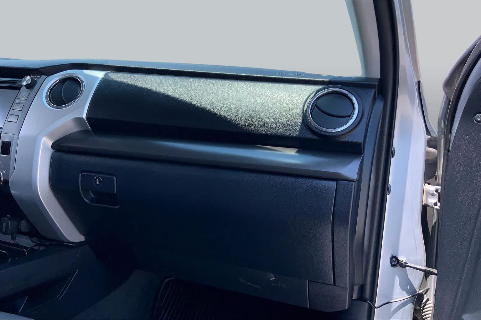 Used 2019 Silver Sky Metallic Toyota SR5 image 18
