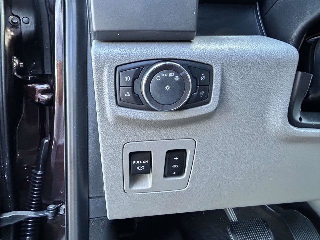 Used 2019 Red Ford XLT image 19