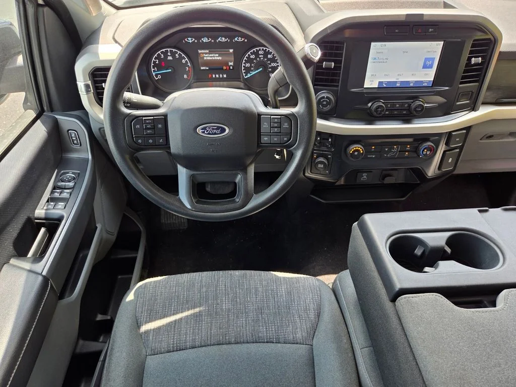 Used 2022 White Ford XLT image 15