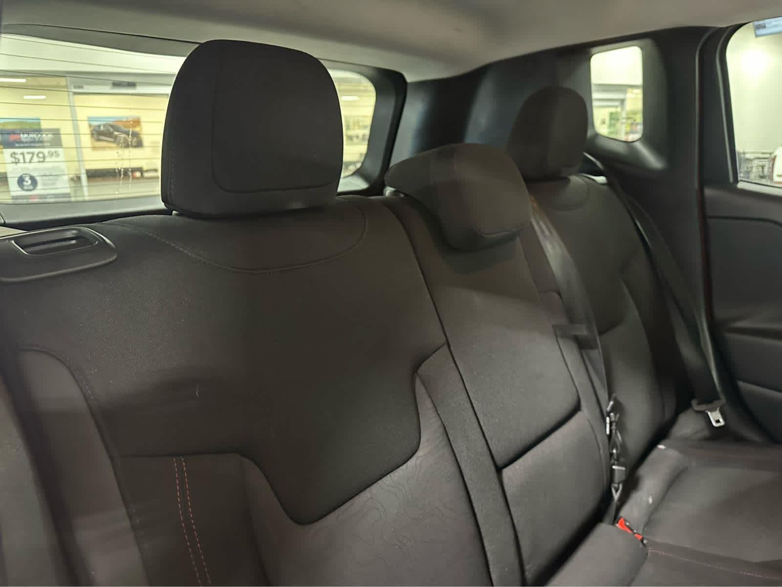 2016 Jeep Renegade Trailhawk - Photo 21