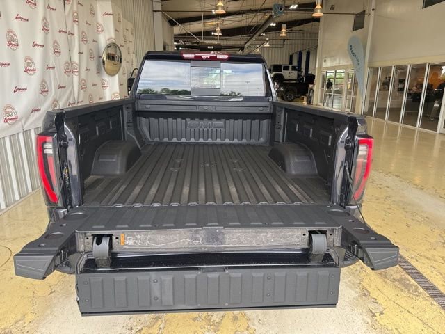 New 2026 Titanium Rush Metallic GMC AT4 image 37