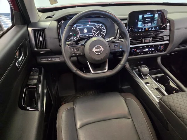 Used 2025 Red Nissan SL image 14