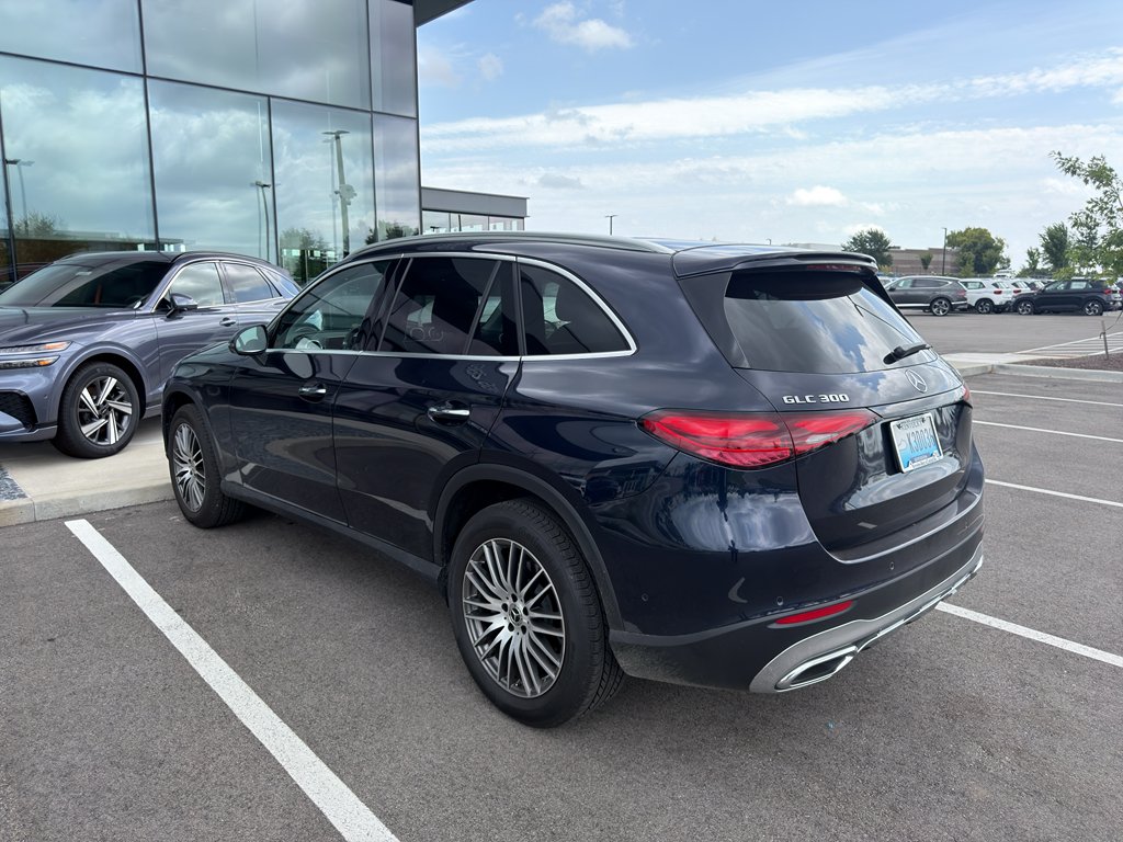 Used 2024 Nautical Blue Metallic Mercedes-Benz 300 image 12