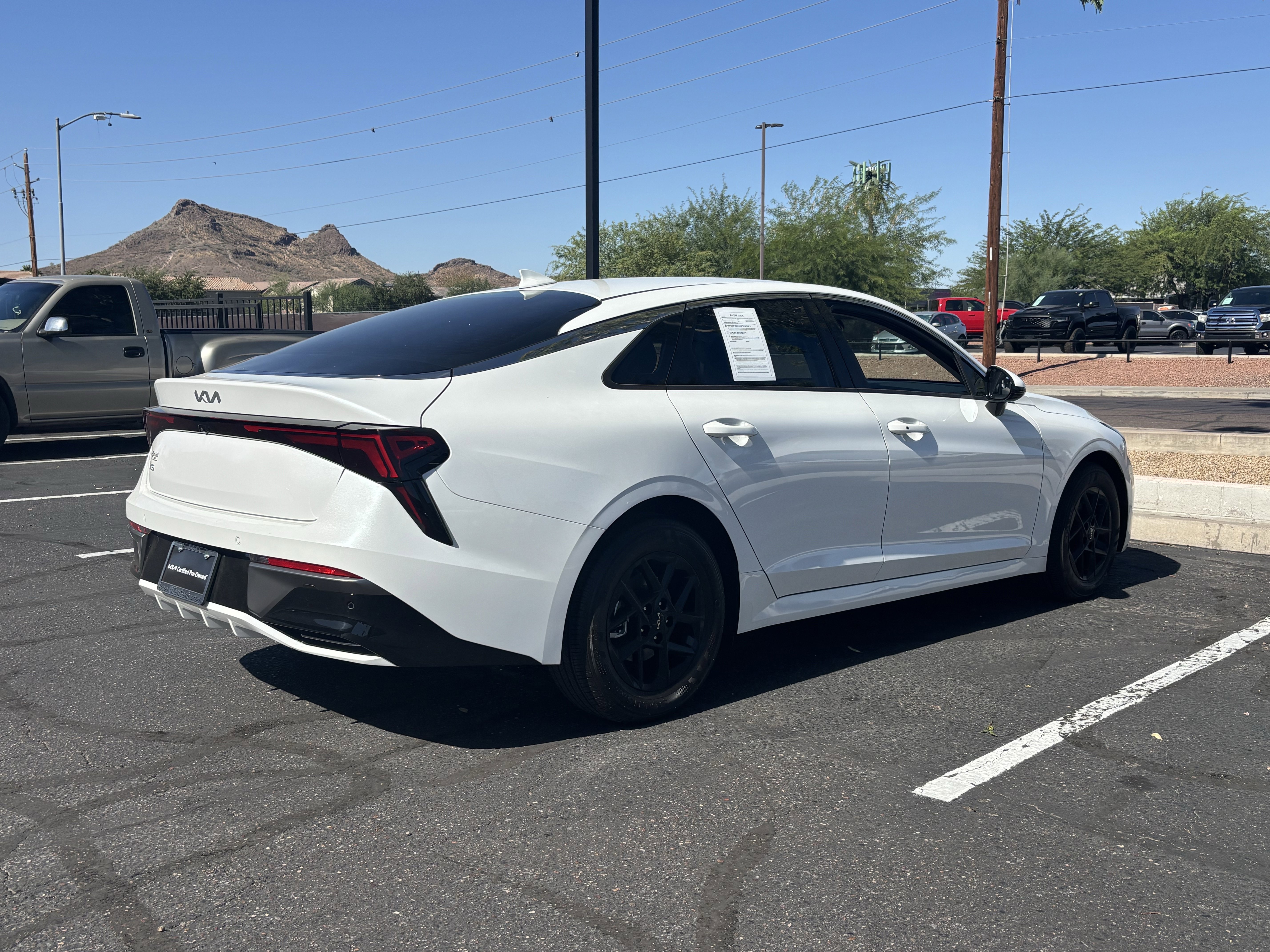 Certified Used 2026 Snow White Pearl Kia LXS image 3