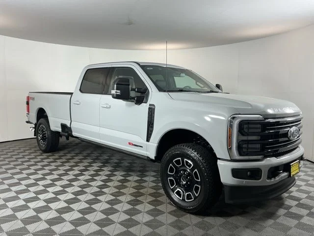 New 2026 Avalanche Ford Platinum image 3