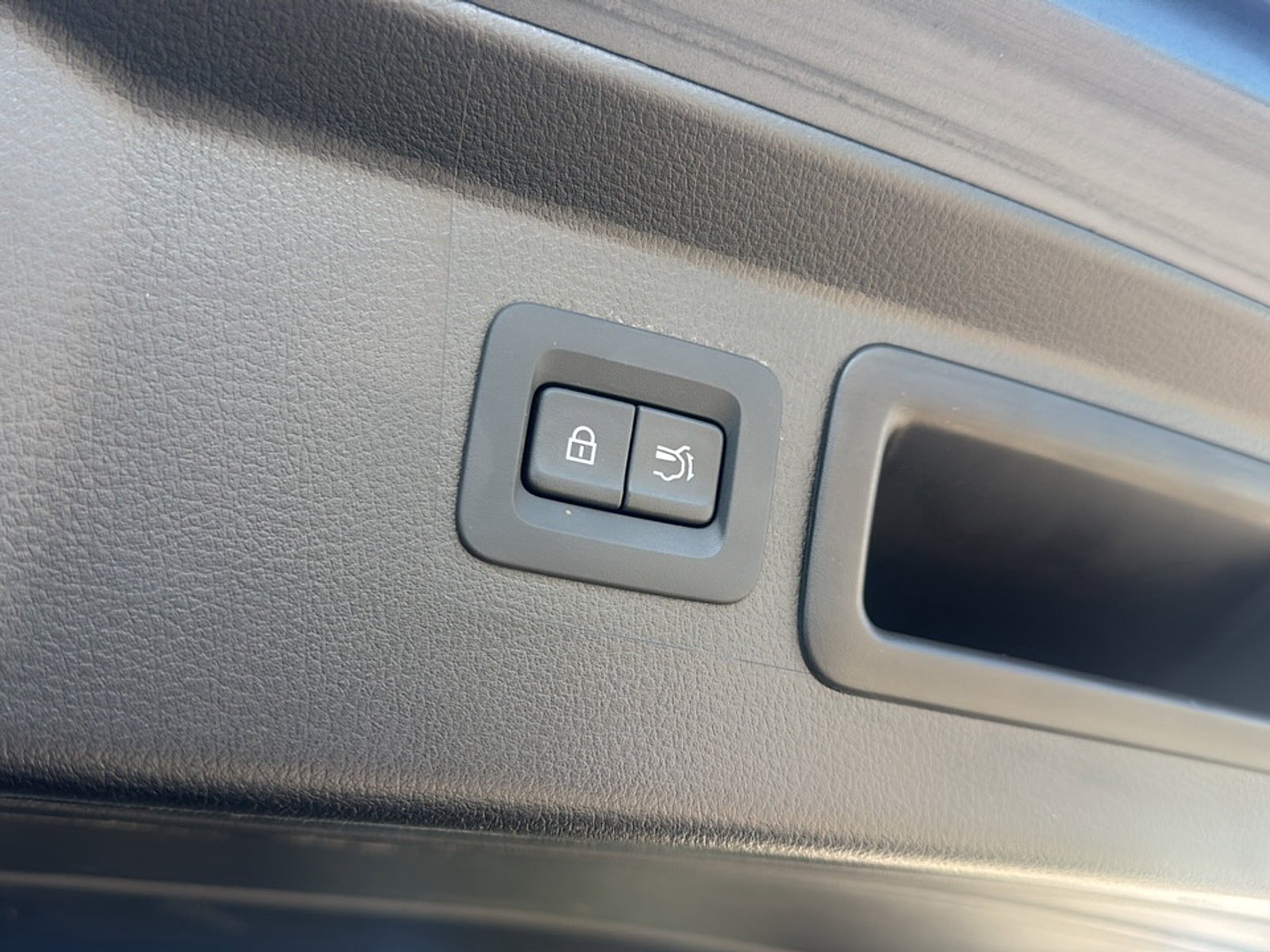 Used 2024 Ingot Blue Metallic Mazda 2.5 S Preferred Package image 25