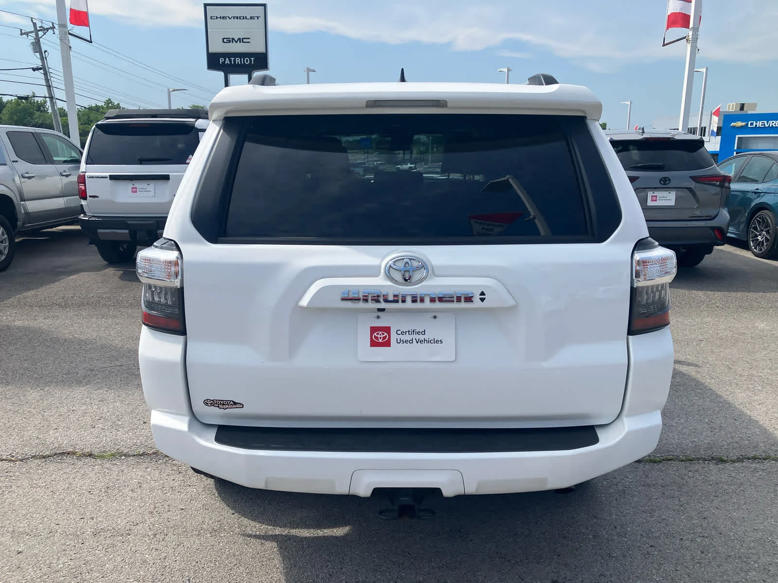 Certified Used 2024 Ice Cap Toyota SR5 Premium image 8
