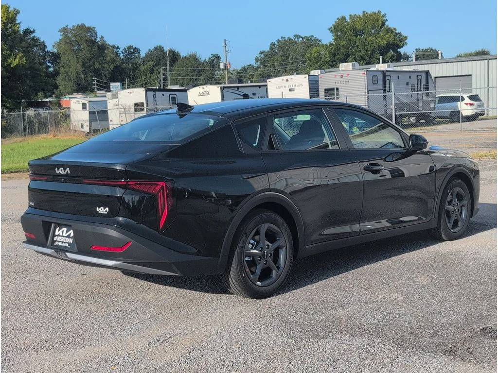 New 2026 BLACK Kia LXS FWD image 5