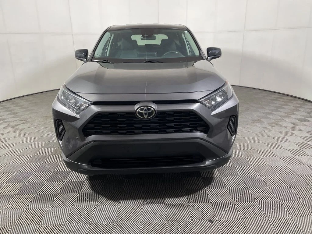 Used 2022 Gray Toyota LE image 3