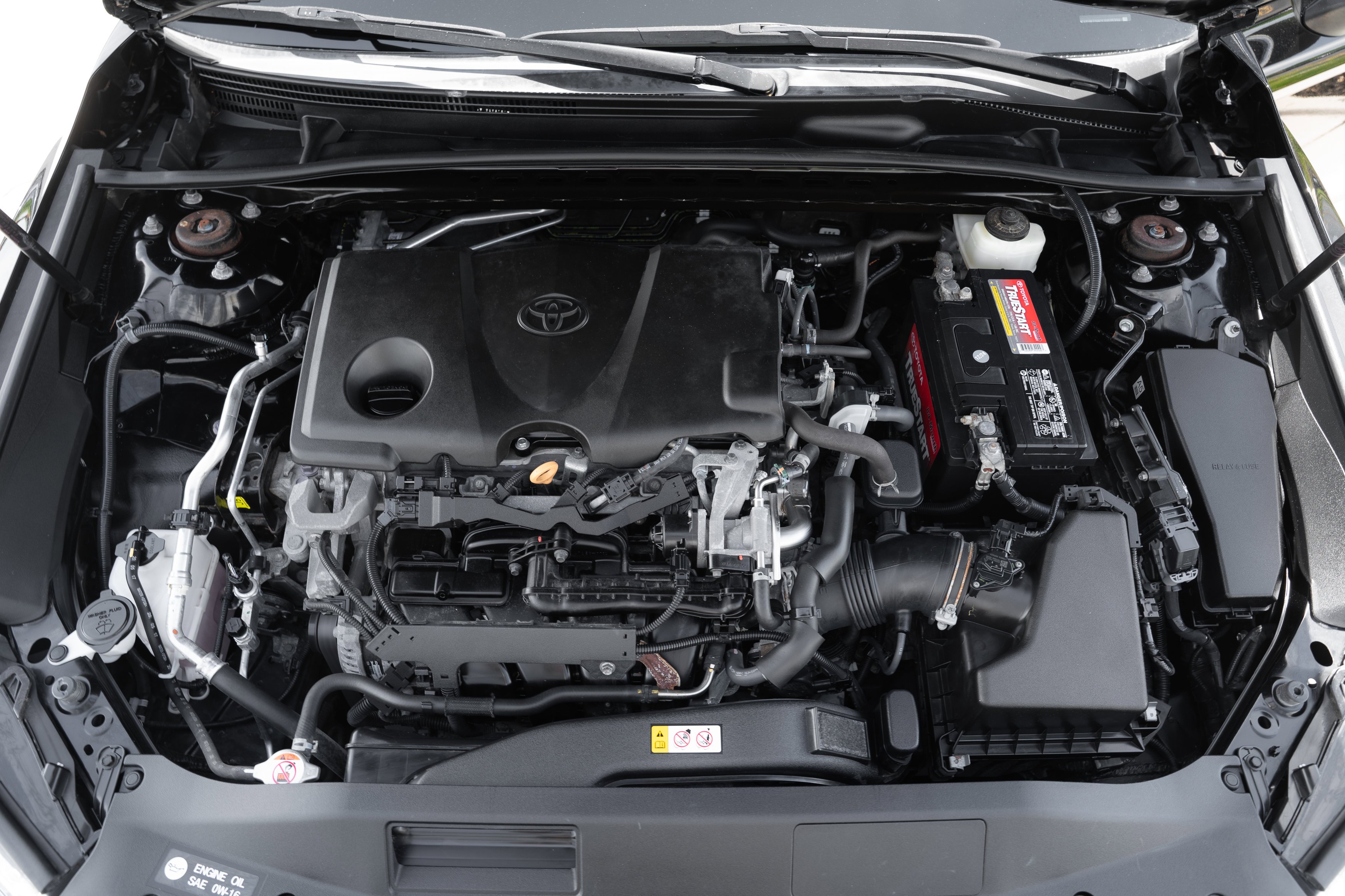 Used 2018 Midnight Black Metallic Toyota XLE image 29