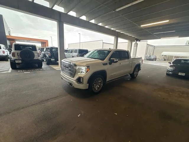 Used 2019 White GMC Denali image 7