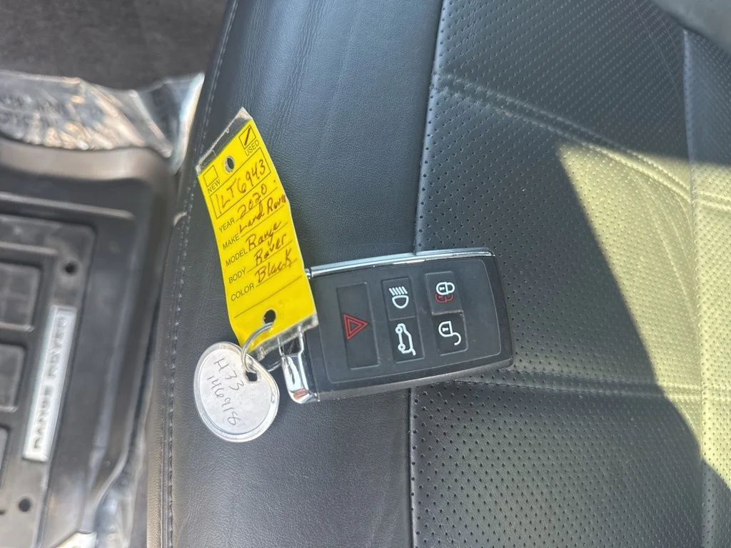 Used 2020 Black Land Rover HSE image 38