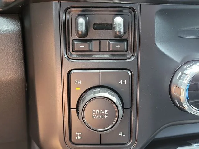 New 2026 Gray Metallic Ford Lariat image 29