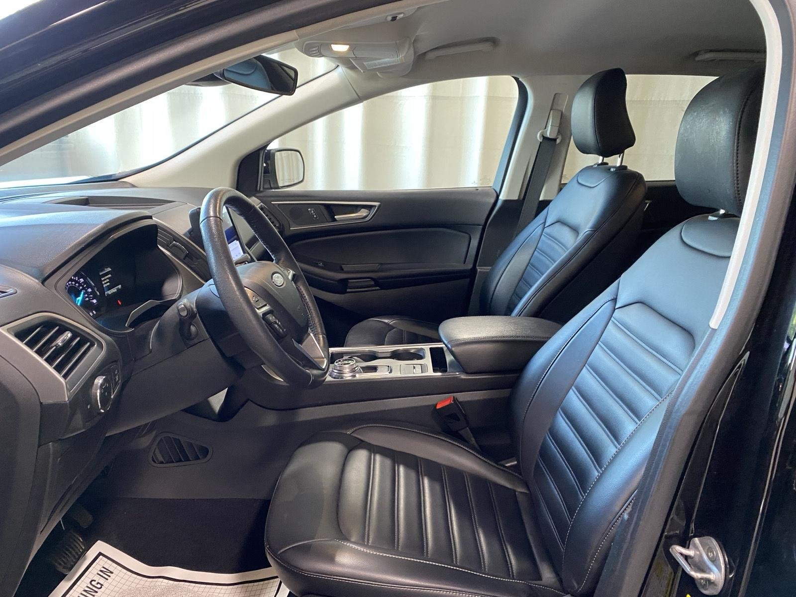 Used 2022 Agate Black Ford SEL image 16