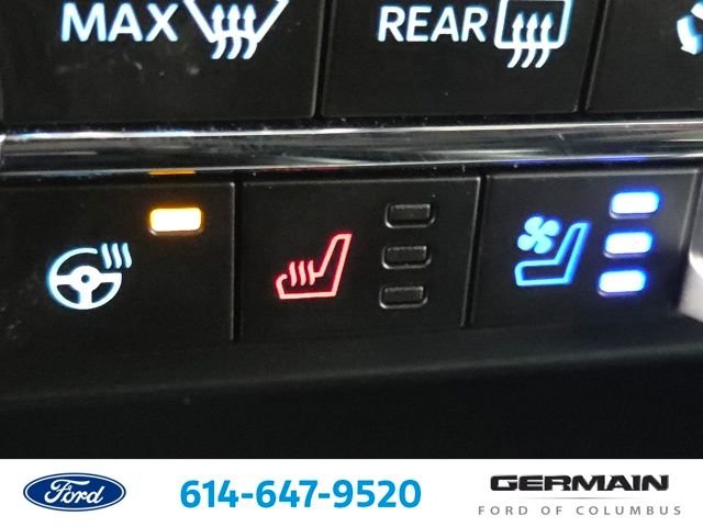 Used 2025 Carbonized Gray Metallic Ford Lariat image 34