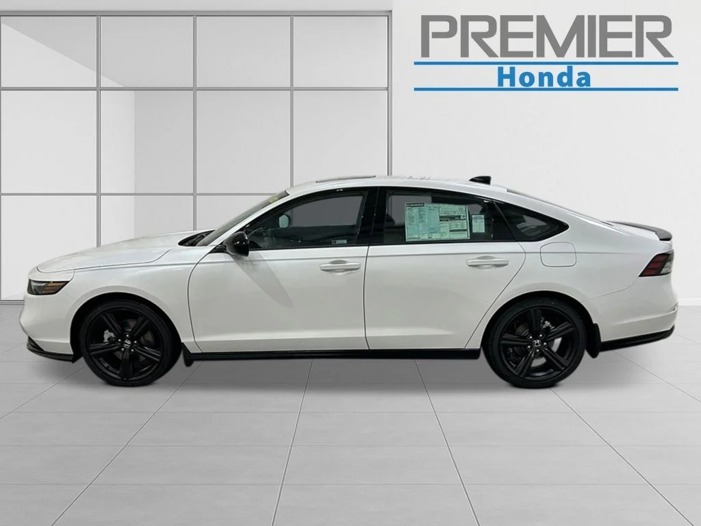New 2026 Platinum White Pearl Honda Sport-L image 2